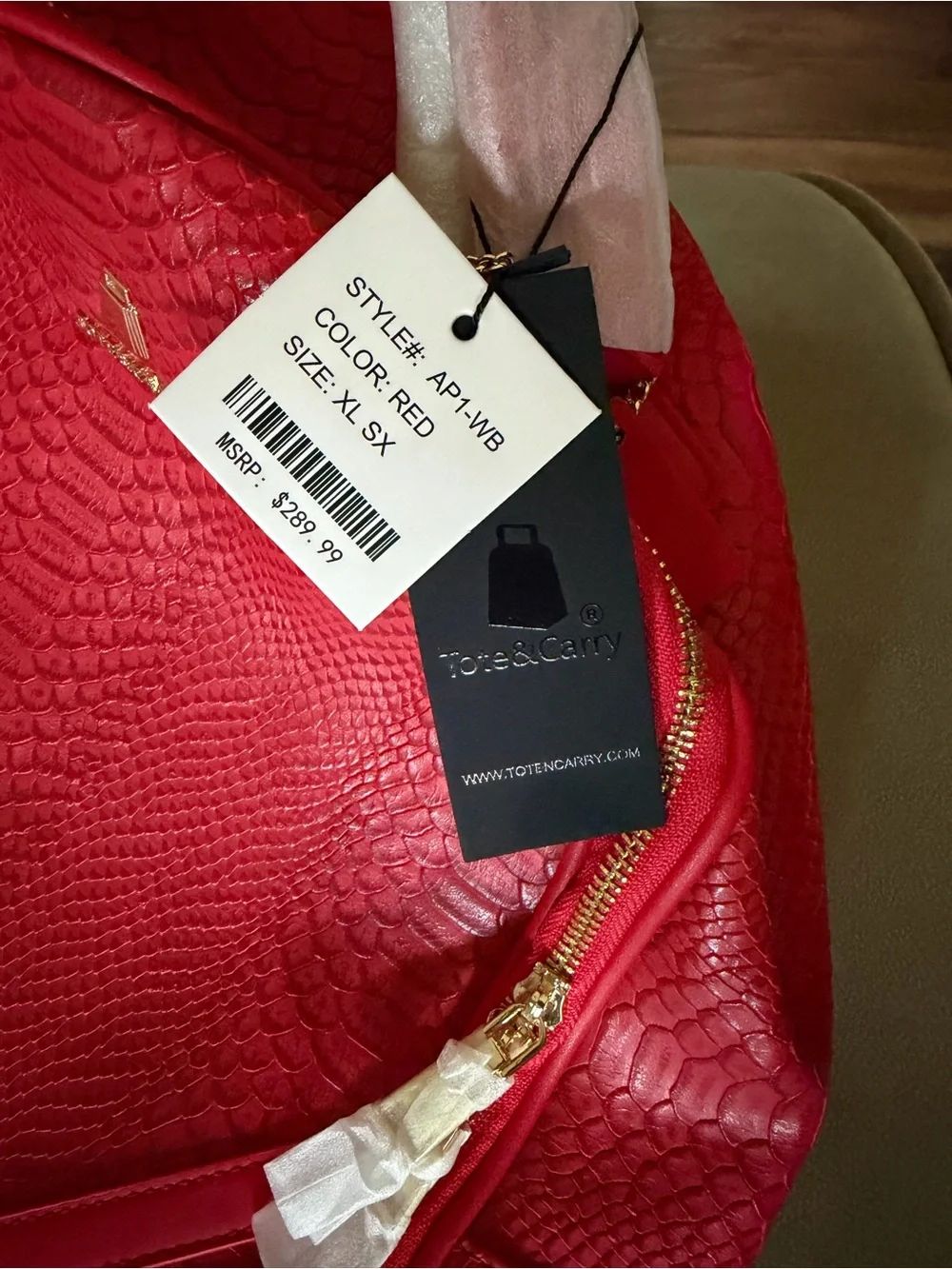 Tote&Carry sleek red